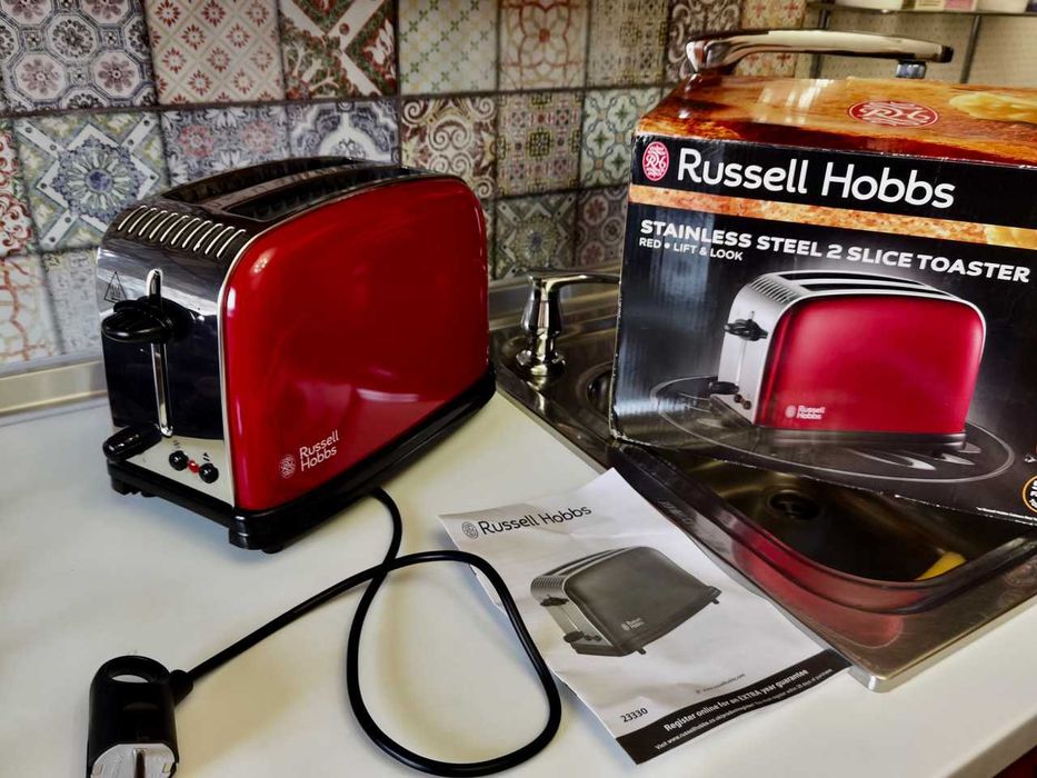 Тостер Russell Hobbs 233302 на 2 слота новый 1600 Вт