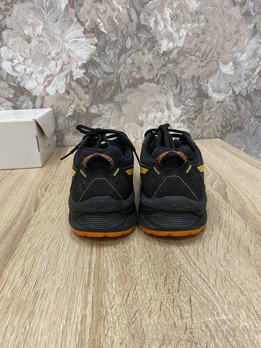 ASICS кросівки кроси кроссовки