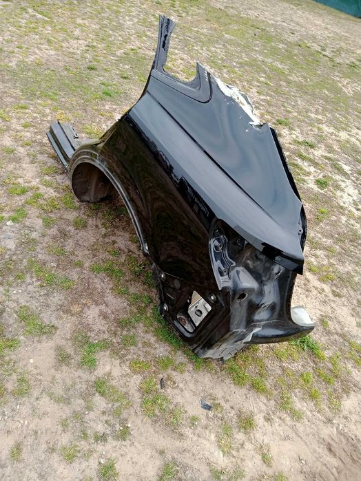 AUDI Q3 II 83A SPORTBACK ĆWIARTKA błotnik lewy tył 19-