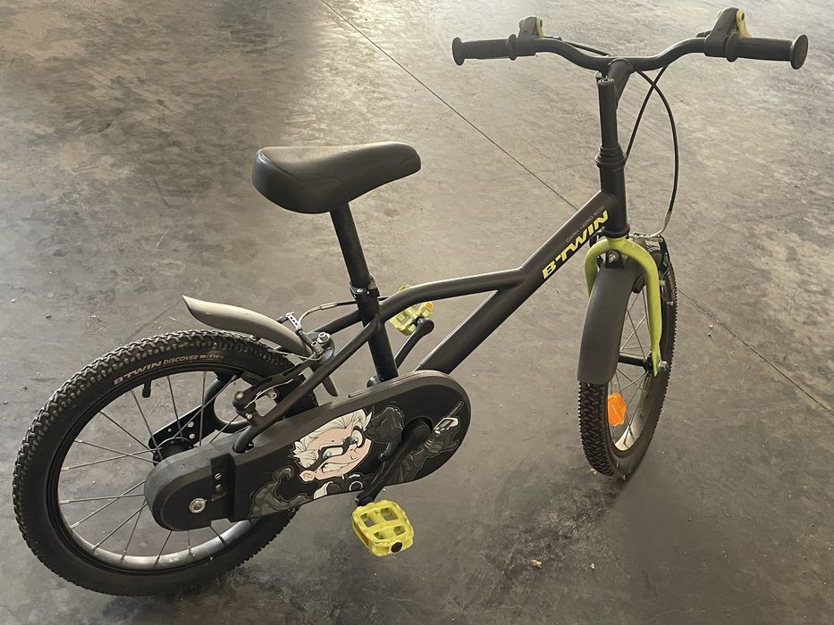 Bicicleta infantil 4 a 6 anos