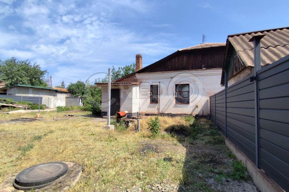 Продаж окремої частини будинку район пл. Артема, вул. Упіта