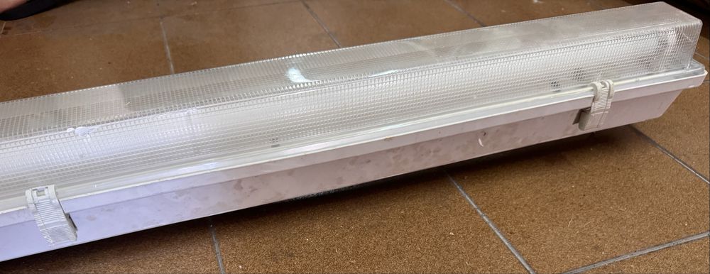 Luminárias de tecto