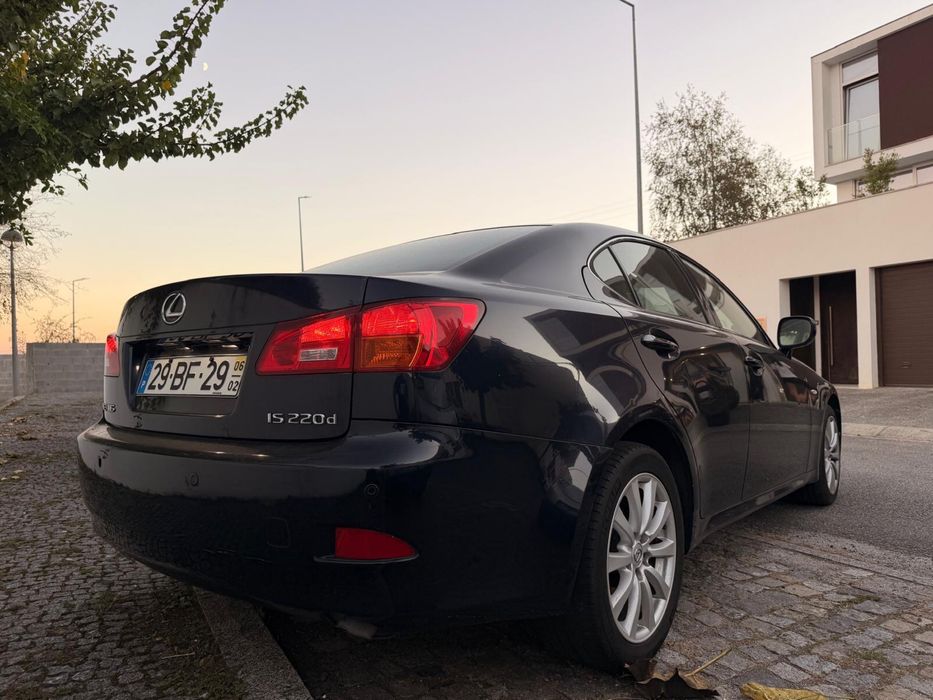 Lexus IS 220 D 117 CV
