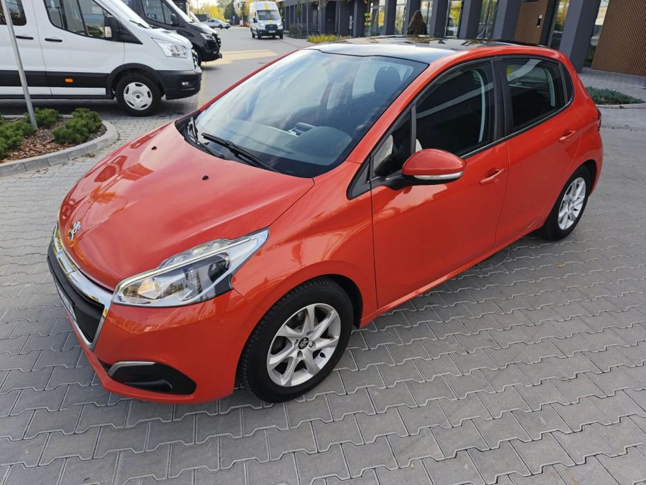 Peugeot 208