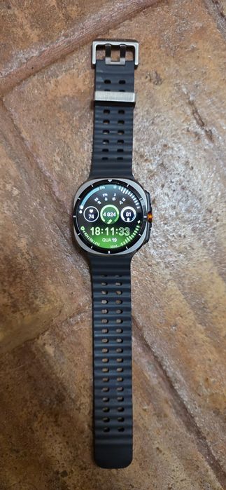 Samsung watch ultra grey