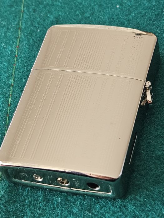 Isqueiro Colibri Quantum também para charutos ou cachimbo