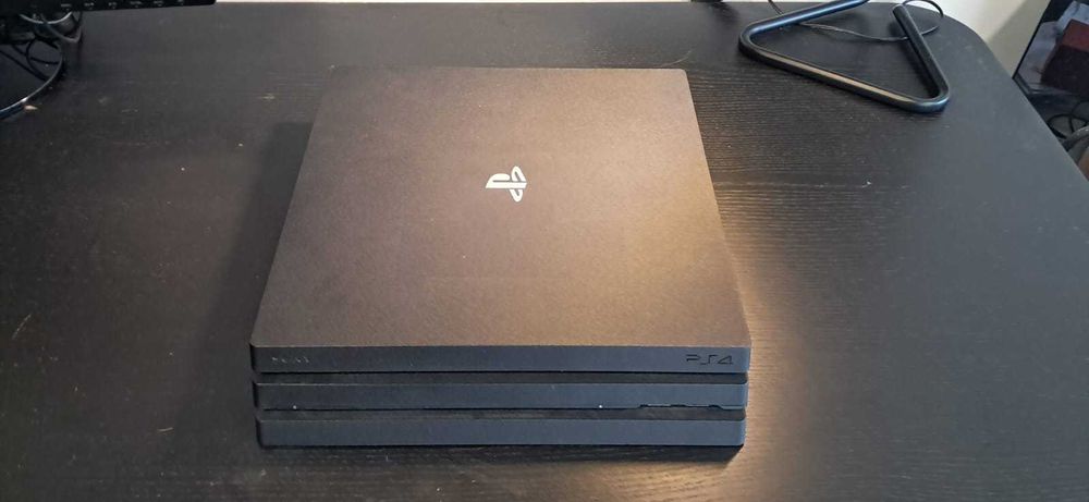PS4 Pro 1TB Para Peças / Reparação