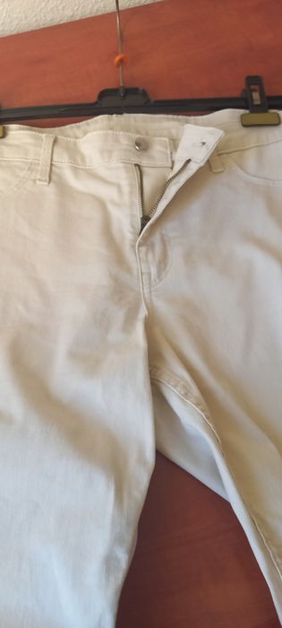 Kremowe, bawełniane jeansy skinny rozmiar 34, 176/86A firma H&M