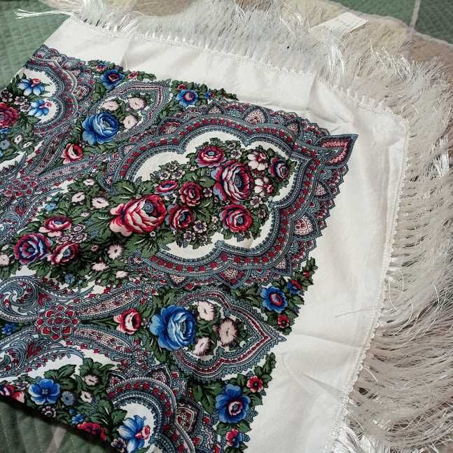 Українська народна хустка, хустина, украинский платок с бахромой