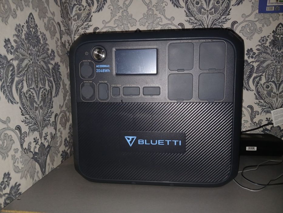 Продаю станцію нова на гарантії  використовував 2 рази