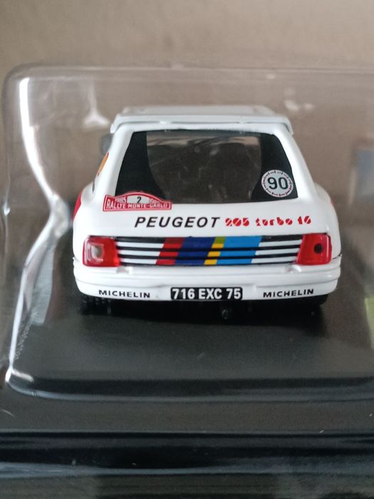 Peugeot 205 T16 1/43