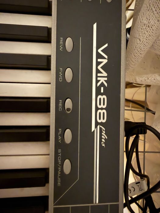 Studiologic VMK 88 Plus ( Zamiana na coś z elektroniki)
