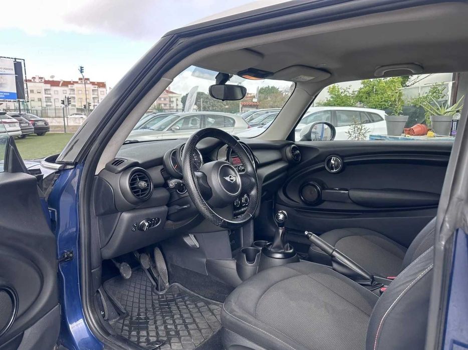 MINI One — fotografia 5