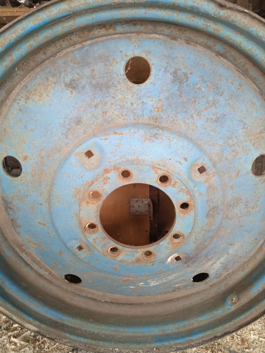 Продам задній диск трактора