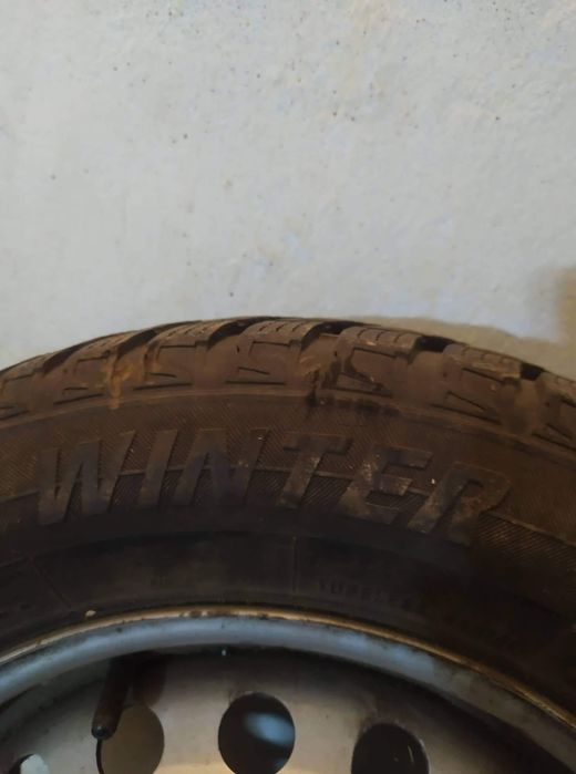Запаска зимова 195 65 R15 5×110 внутрішній діаметр 59 мм.підходить до