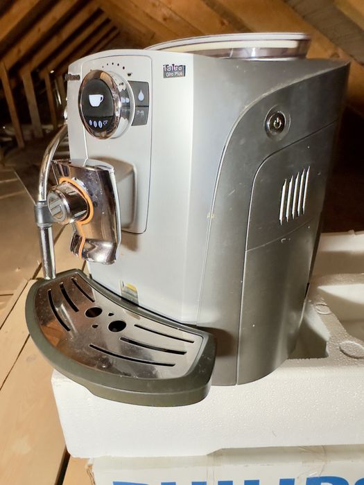 Кофемашина Saeco Talea Giro Plus