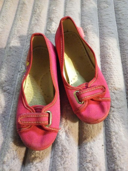 Тапочки для дівчинки