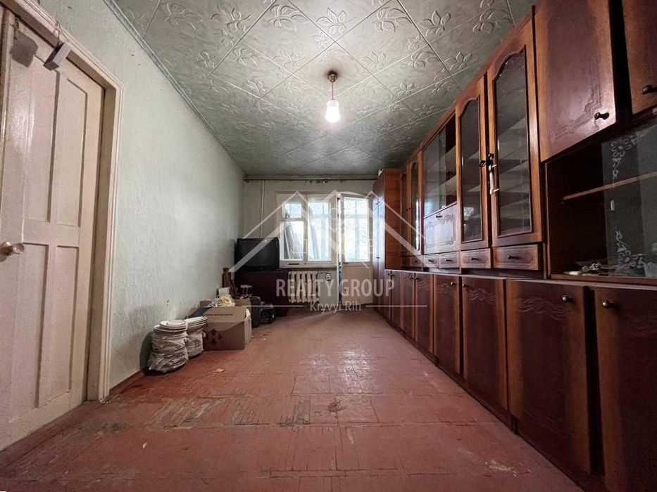 Продаж 2к квартири під ремонт на Курчатова