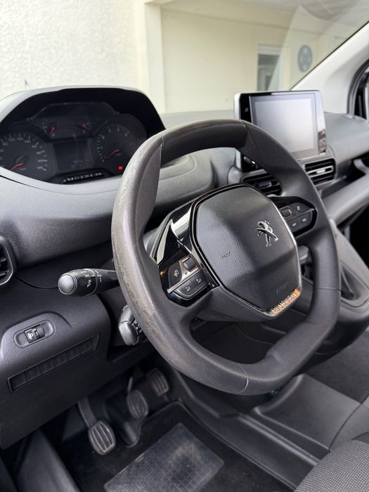 Peugeot Partner bleuhdi 1.5 premium