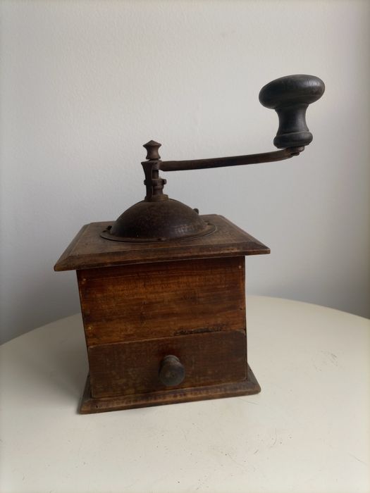 Moinho de café vintage