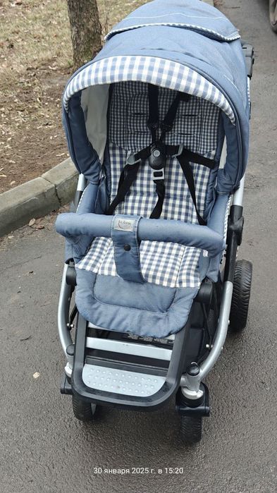 Коляска в отличном состоянии