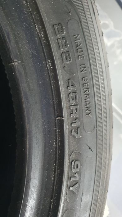 4 Pneus 225 45 R17 Goodyear Eagle F1