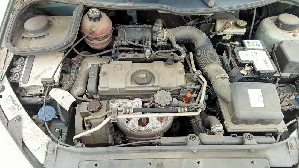 Temos para peças Peugeot 206 Gasolina