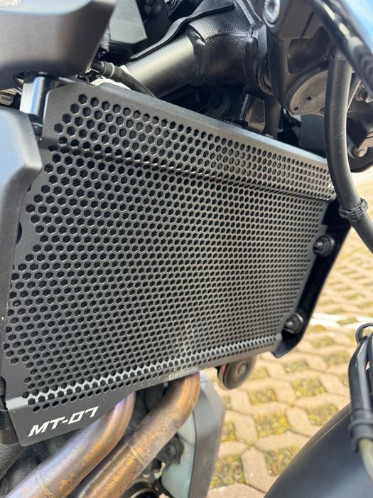 Yamaha MT-07 2020 | 12k km | Arrow Titanium | Pneus Novos | Impecável