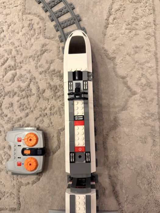 Pociąg Lego City Superszybki