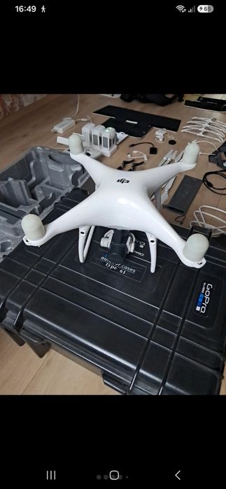 DJI Phantom 4 Pro dron akcesoria duży profesjonalny zestaw idealny stan