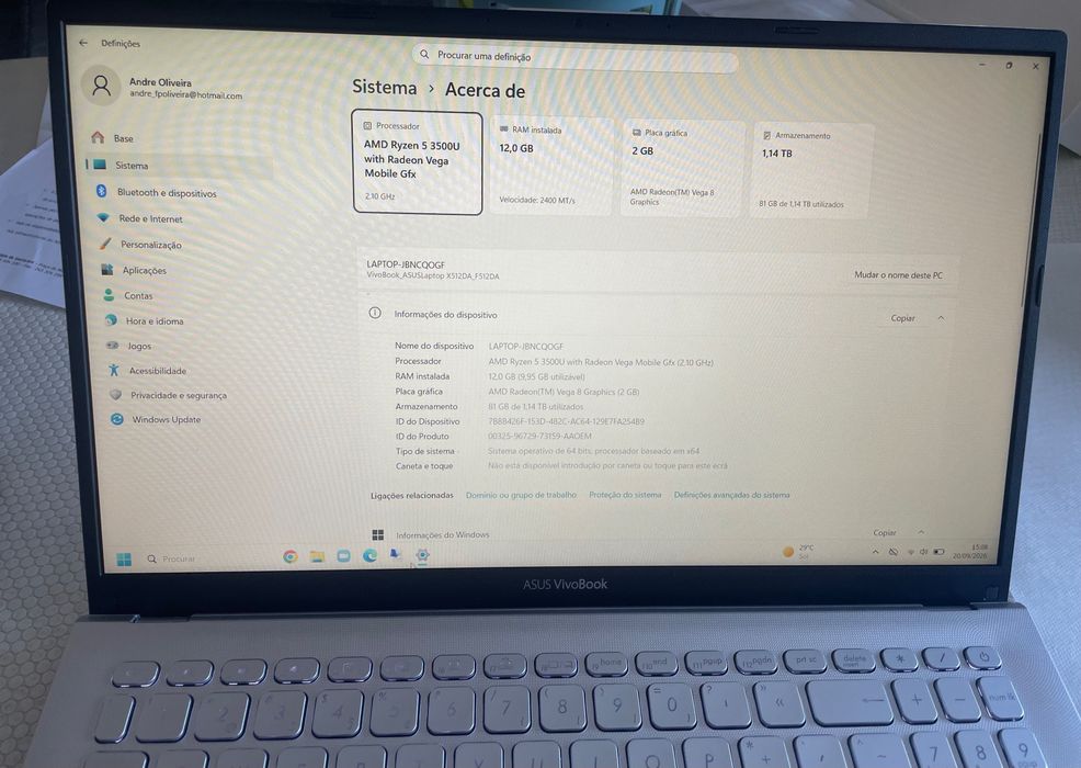 Portátil Asus F512D