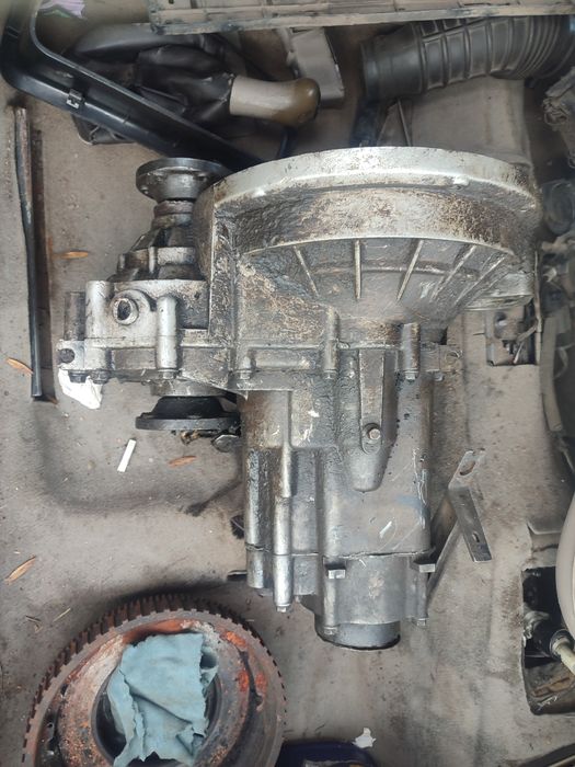 КПП мотор Чери Амулет  1.6 в отличном состоянии