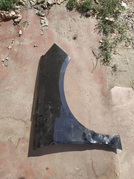 Крыло правое Пежо 308sw.2015.требуещее ремонта