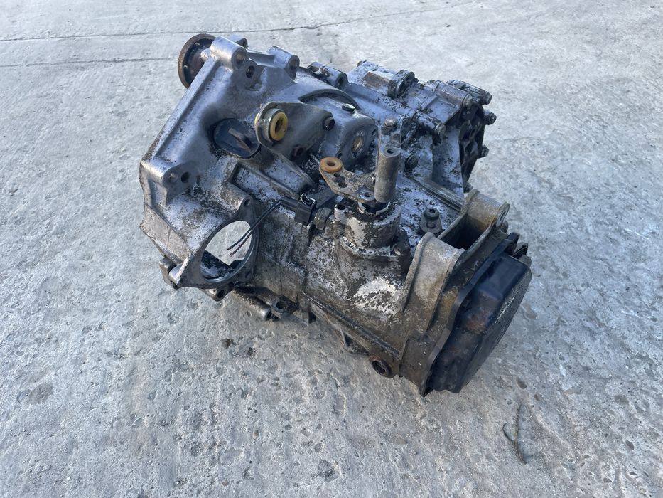 Коробка перемикання передач КПП Volkswagen T4 1.9