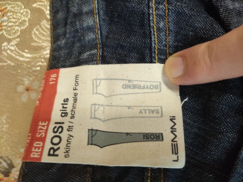 Джинсы скинни,на  девочку, новые,на рост 176