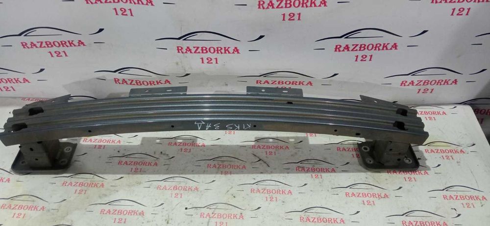 Nissan kicks 2018 усилитель бампера заднего каблук