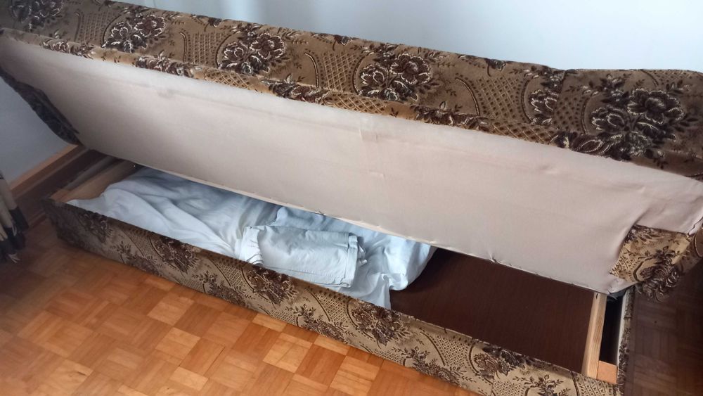 Wersalka rozkładana z pojemnikiem na pościel-120x200-transport