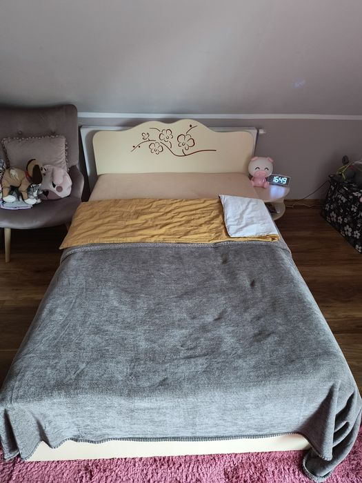 Zestaw Meblik Orchidea dla dziecka szafa komoda biurko łóżko