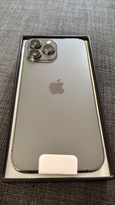 iPhone 13 Pro Max + MUITOS EXTRAS