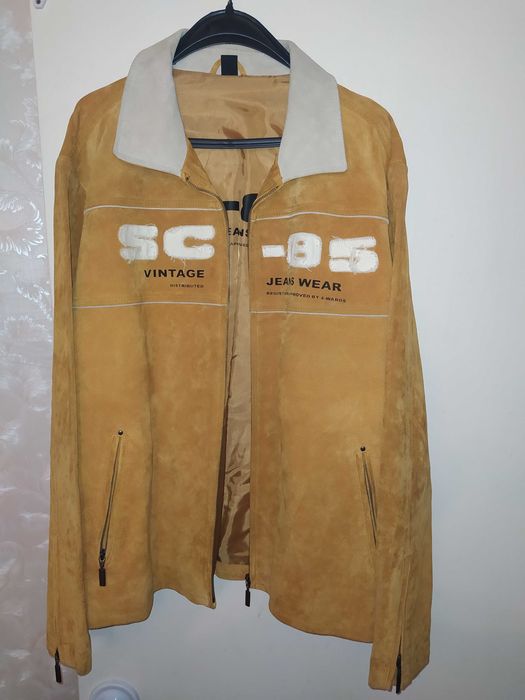 Продам мужские куртки , ветровки