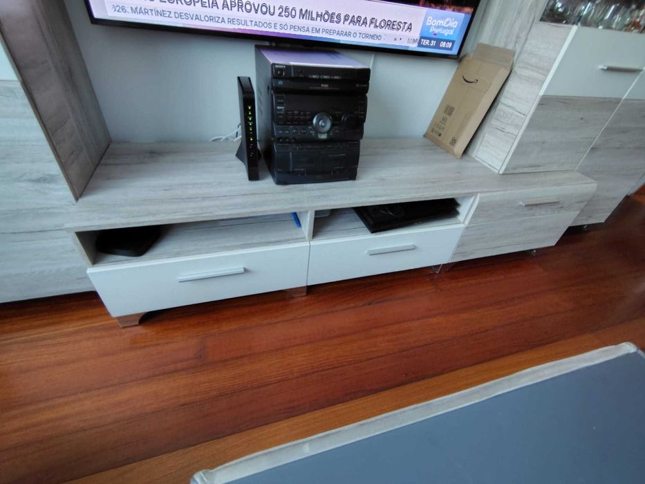 Conjunto Completo Sala de Estar/Jantar Moderna + Aparador | Bom Estado
