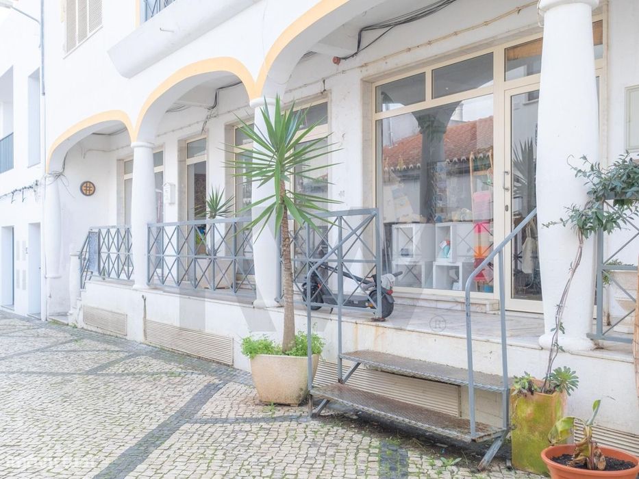 Espaço comercial no Centro de Aljezur