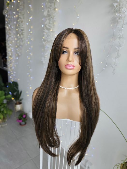 Eliza peruka premium lacefront brąz z refleksami naturlany efekt