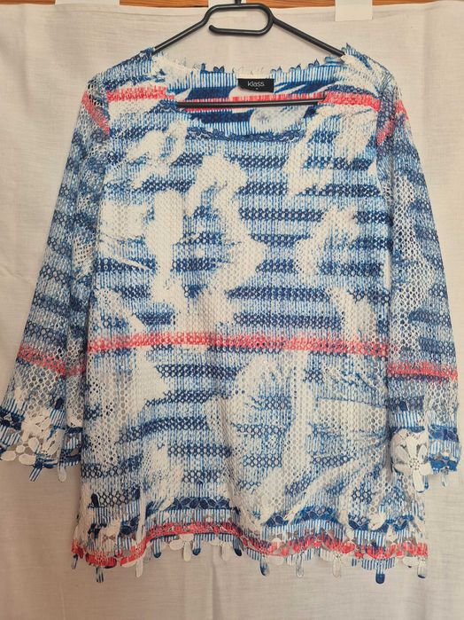 Niebiesko biało czerwony damski sweter w kwiatki Klass rozmiar M 38