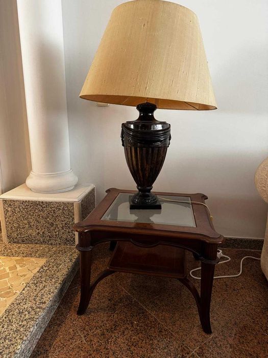 Mesa de Apoio de Sala de Madeira e Vidro