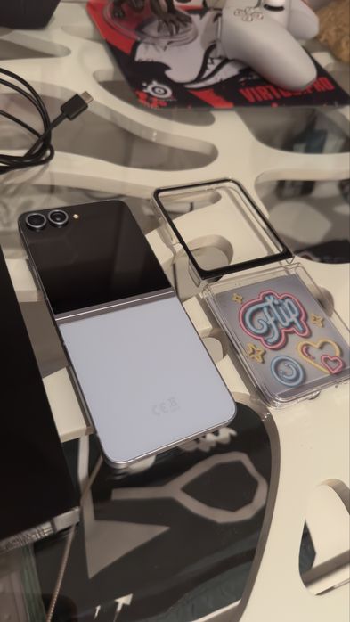 Samsung galaxy z flip 6 azul como novo