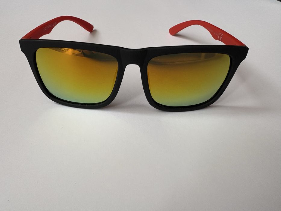 Kwadratowe lustrzane okulary z polaryzacja UV400