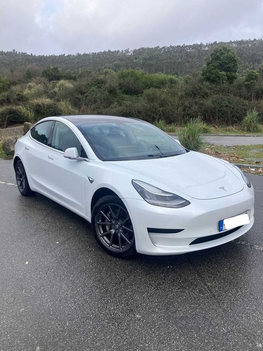 Tesla Model 3 Standard Range Plus