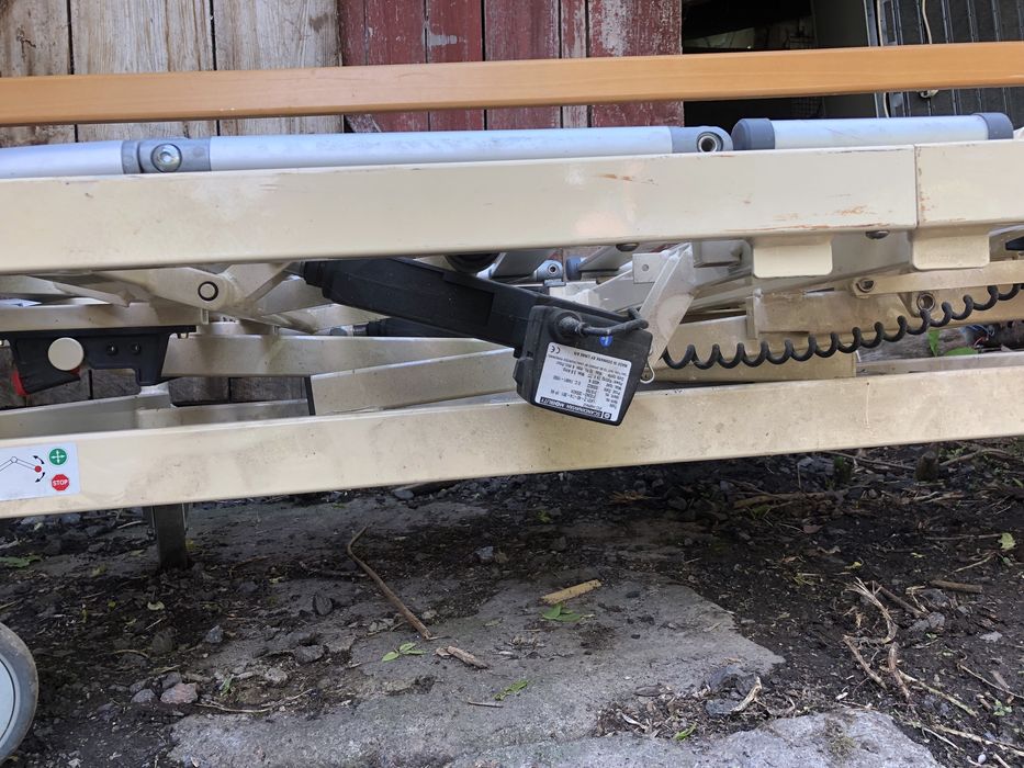 Ліжко для інвалідів