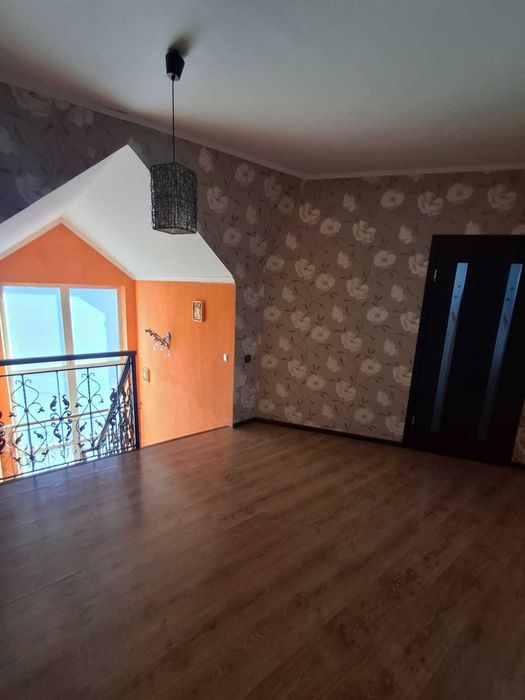 (13) Продам 2-поверховий будинок поблизу Великодолинського.